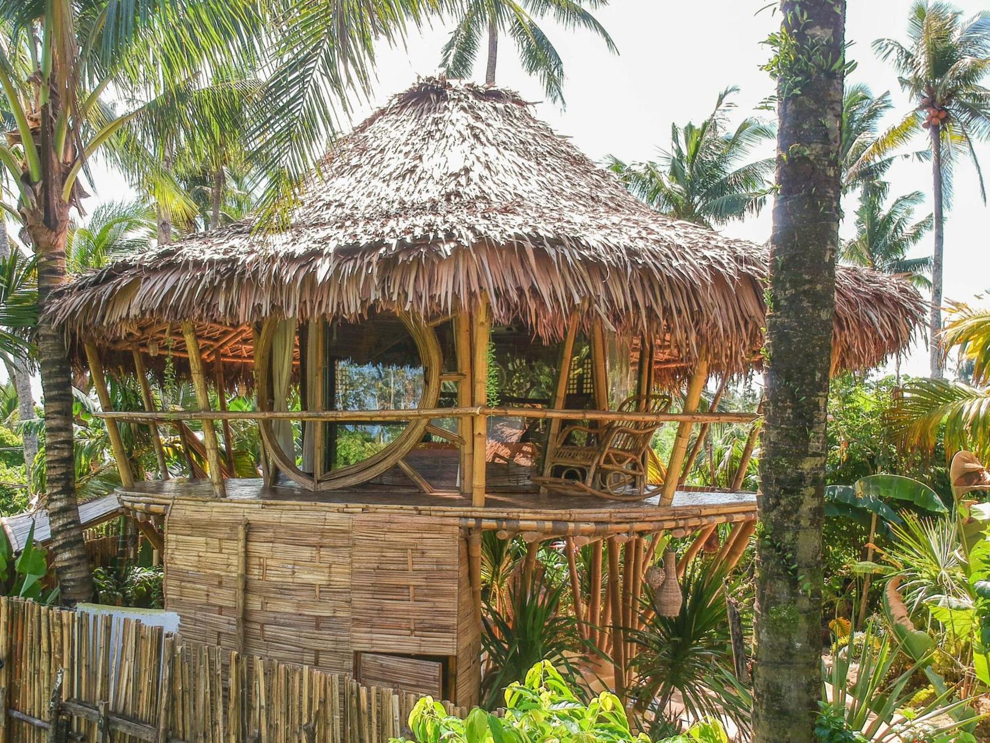 The Bamboo Houses - Tropical Garden & Empty Beach Генерал-Луна Экстерьер фото