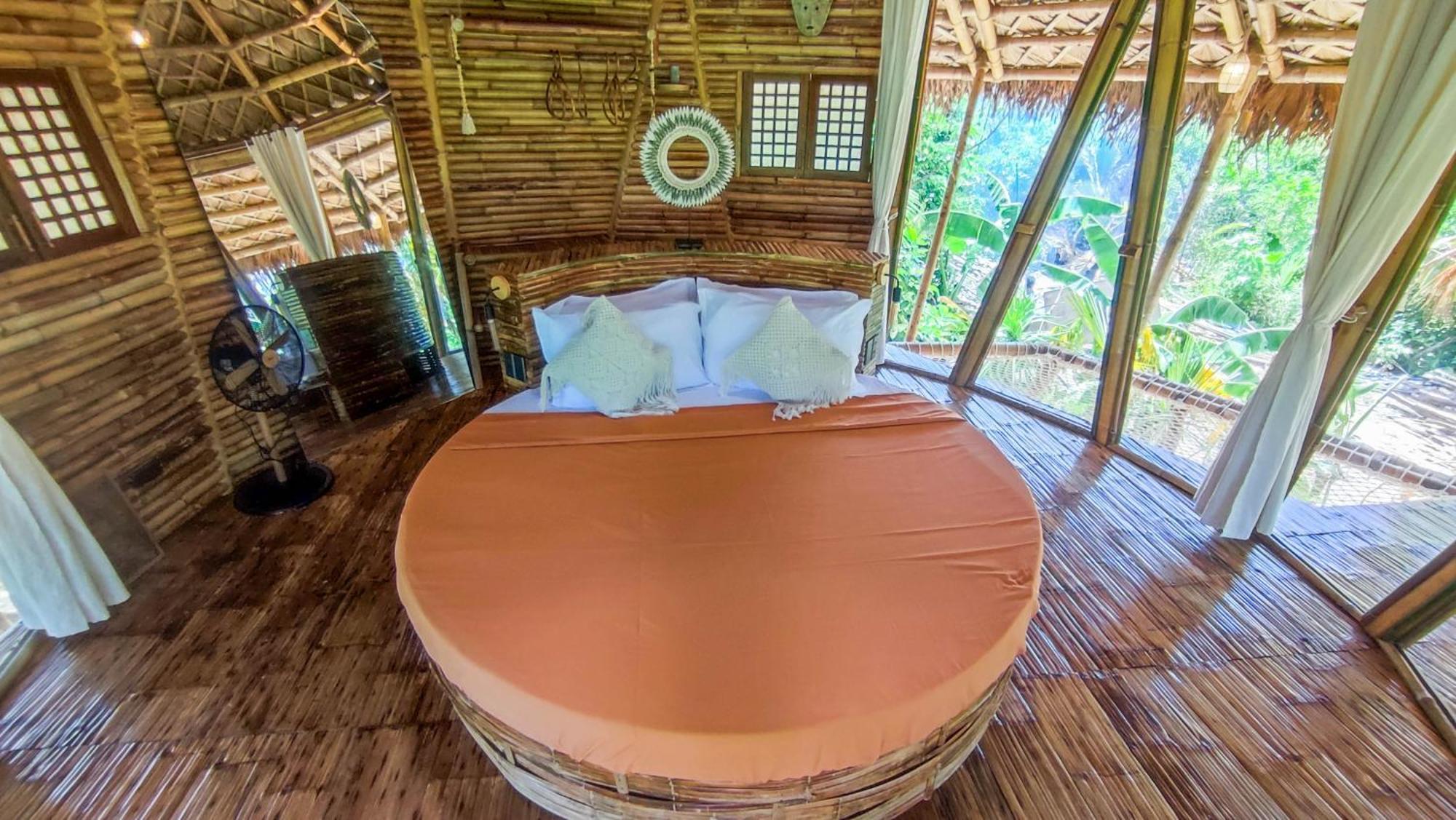 The Bamboo Houses - Tropical Garden & Empty Beach Генерал-Луна Экстерьер фото